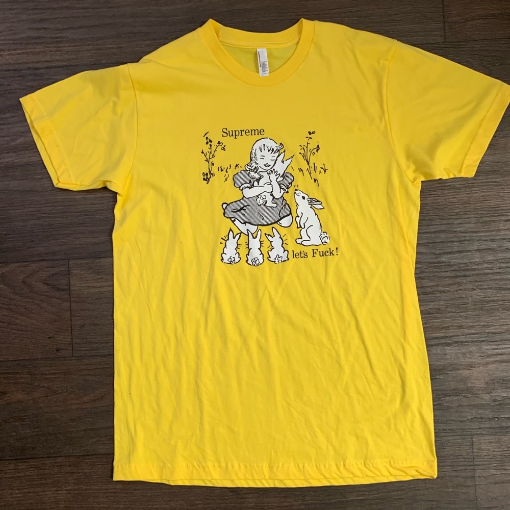 Supreme T-shirt
